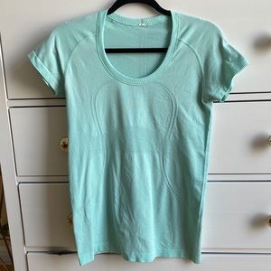 Lululemon Mint Green Short Sleeved Stretch Shirt